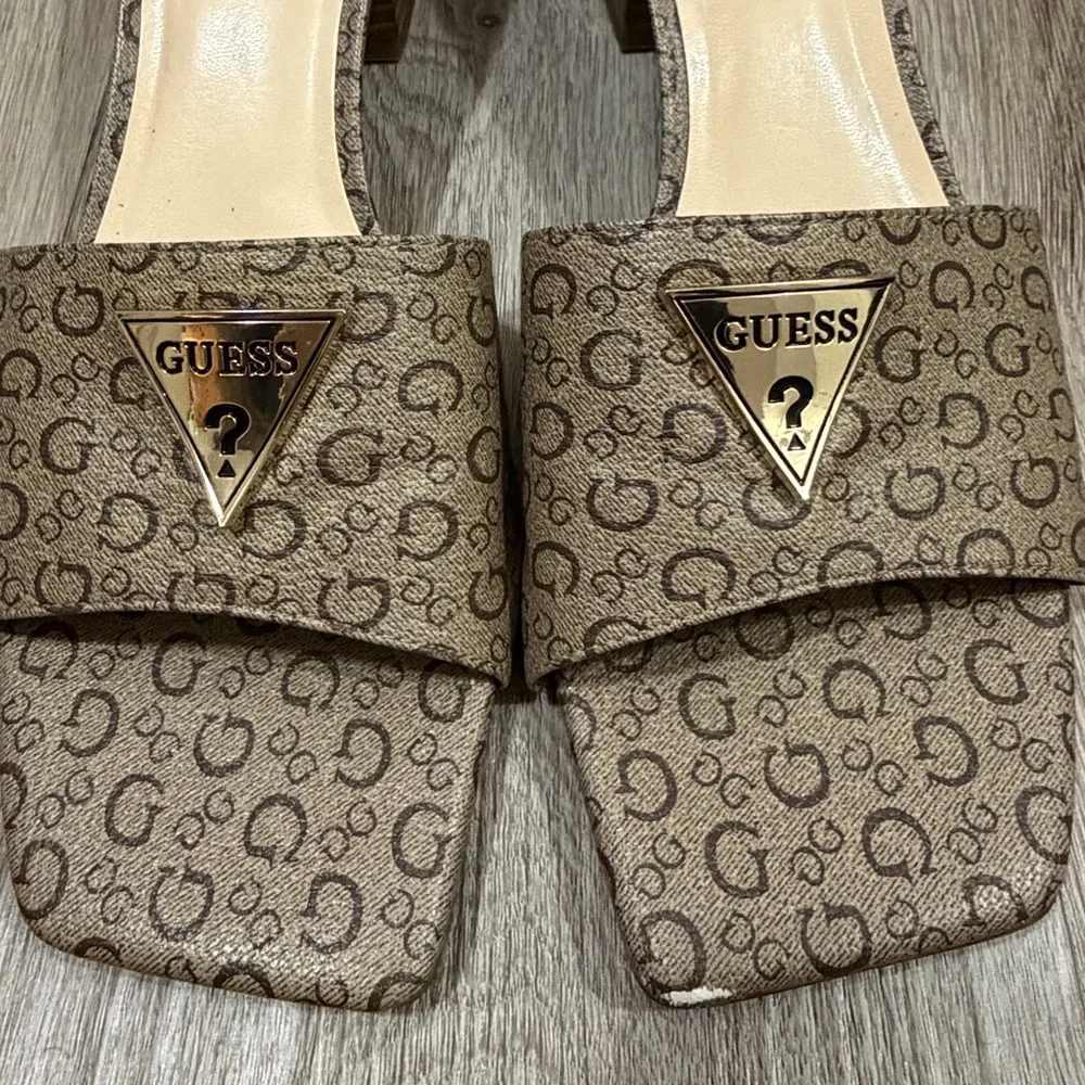 GUESS Tan Patterned Mules - Picture 5 of 5